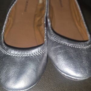 Womens Round Toe Flats by LUCKY BRAND Silver Sz 8M Preowned EUC